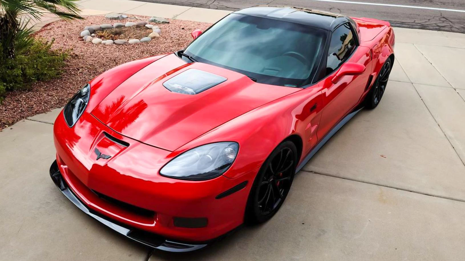 Click to Enlarge-Esc to Close Corvette Generations/C6/C6 2012 ZR1 CORVETTE 1.webp